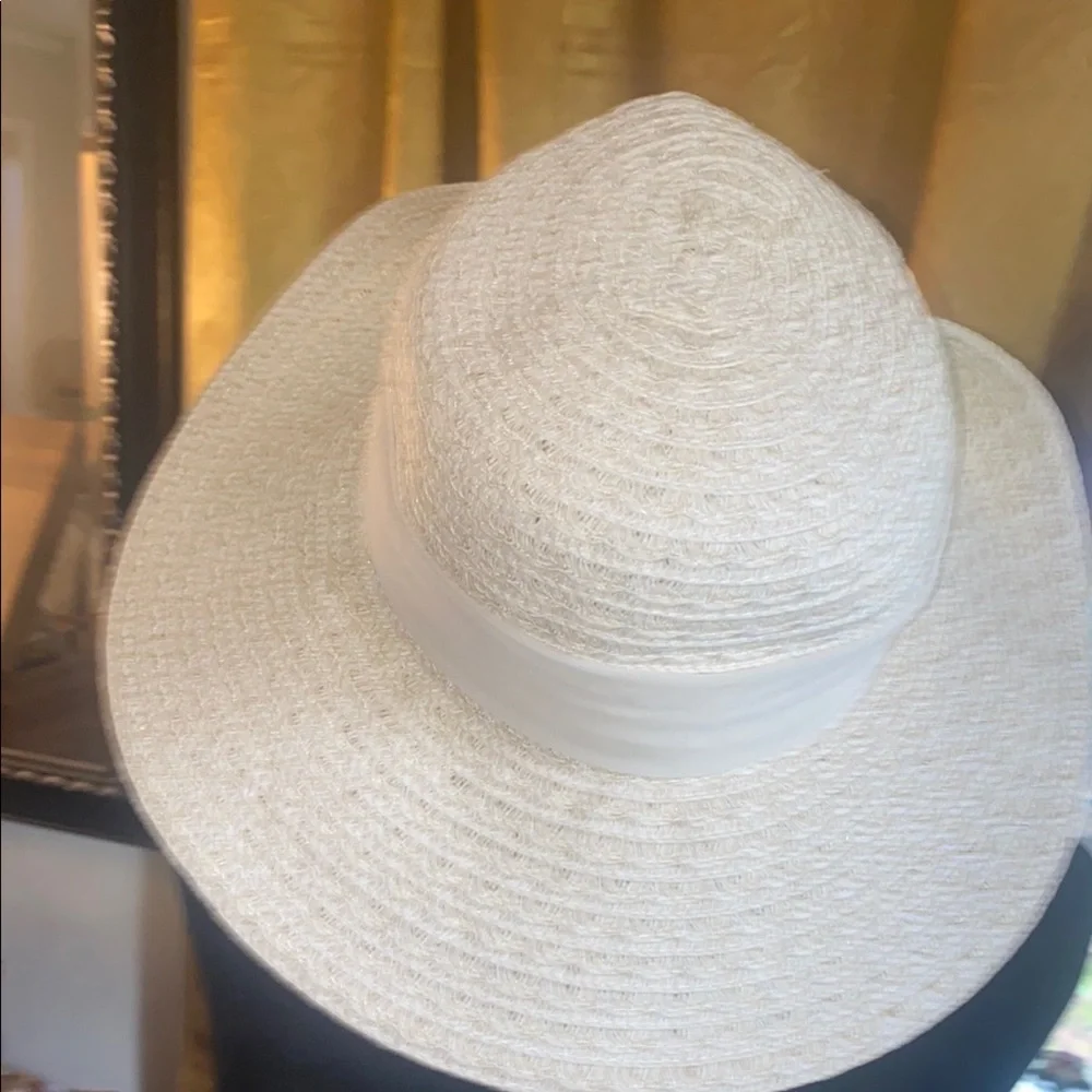 *Nine West- Elegant Cream Wide-Brimmed Hat - grommet & scarf detail